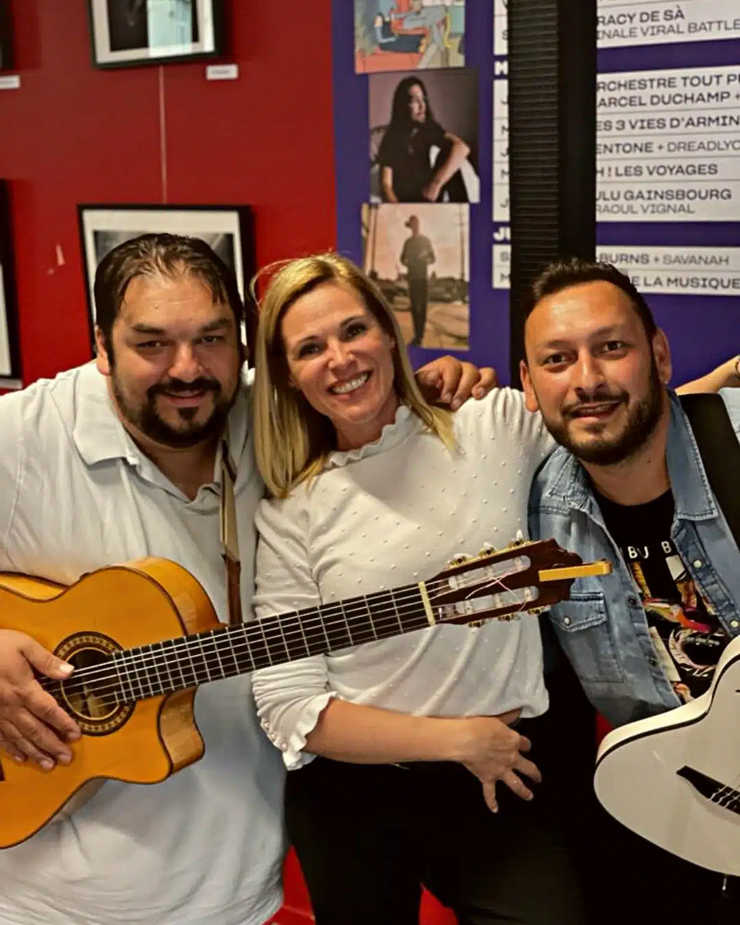 Deux guitaristes avec Pauline Volle de L'Epizode